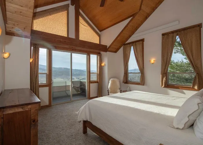 Recharge By Kabino Huge Views Hot Tub Garage Ps3 Wifi Loft